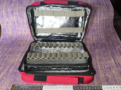 Medical pouch cool bag - pouch/,
